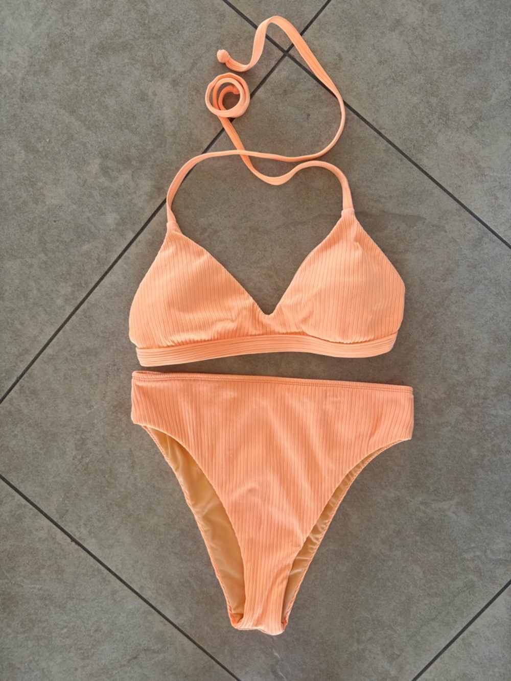 Lulu's Orange Triangle Bikini Top & High Waisted Bottoms Size Medium EUC
